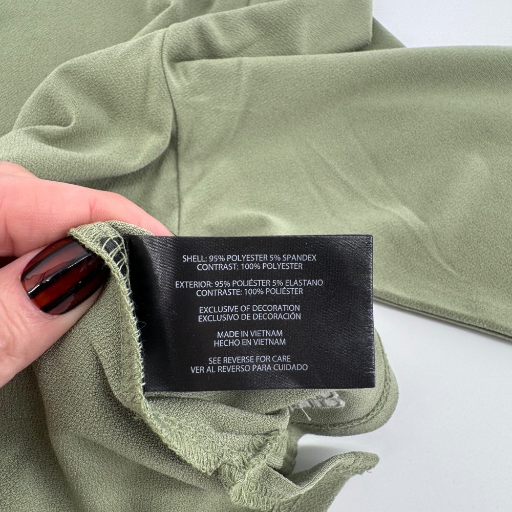 Banana Republic Split Neck Minimalist  Olive Green 3/4 Sleeve Top Large Office - Picture 7 of 10